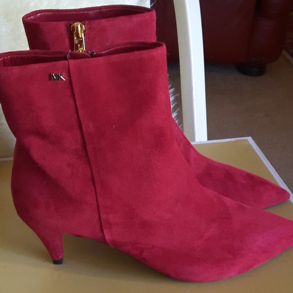 MICHAEL MICHAEL KORS BOOTIES-FIRM PRICE - Picture 1 of 12